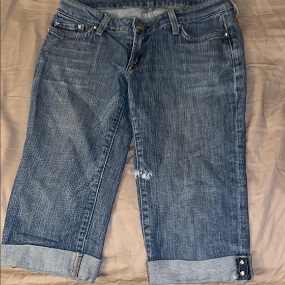 Capris - Picture 1 of 4